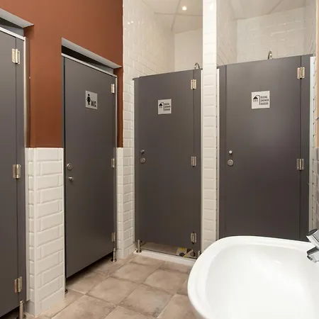 Albergue Llanes Hostel * Llanes