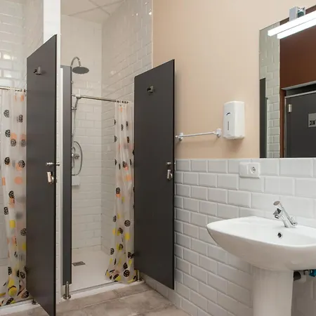 Albergue Llanes Hostel *