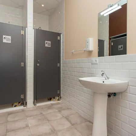 ホテル Llanes Hostel