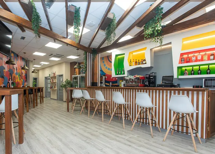 Llanes Hostel Ξενοδοχείο *