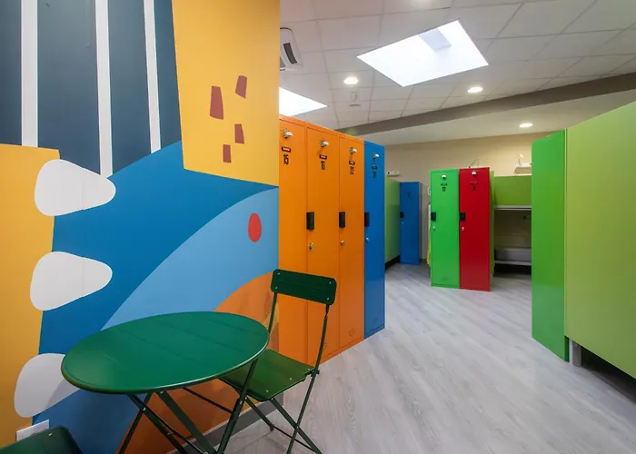 Llanes Hostel Ξενοδοχείο *