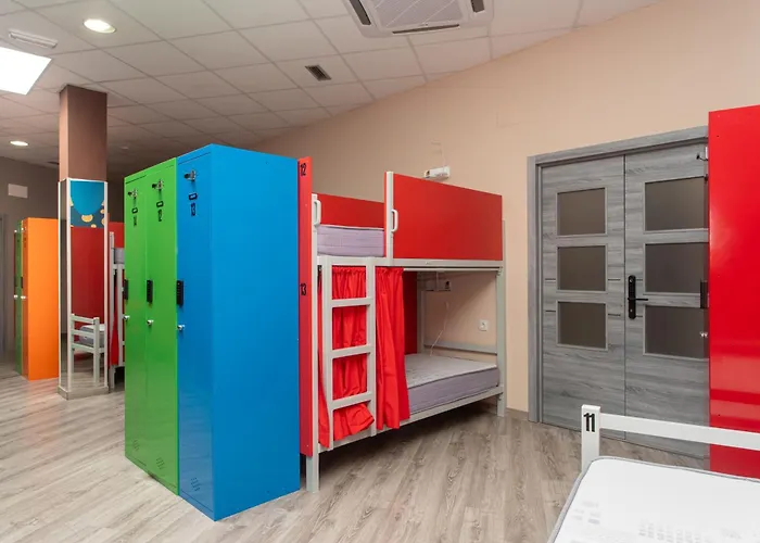 Ξενοδοχείο Llanes Hostel *